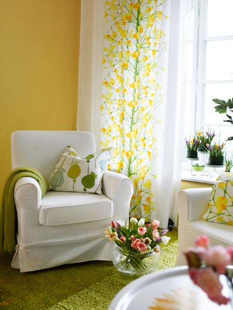 130327 window-treatment-yellow