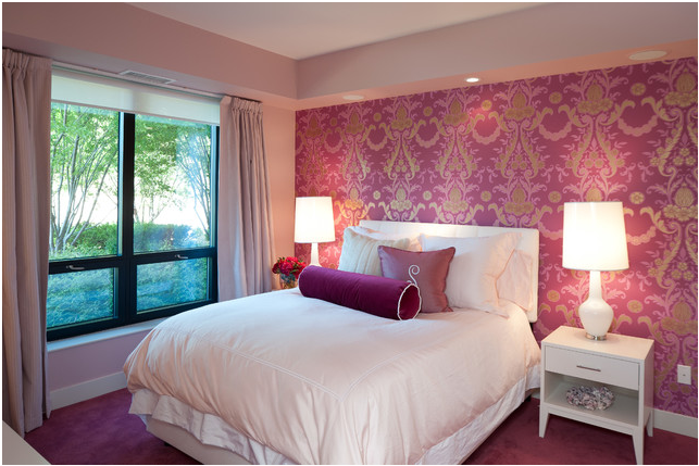 Wallpaper Bedroom by KBI Interiors